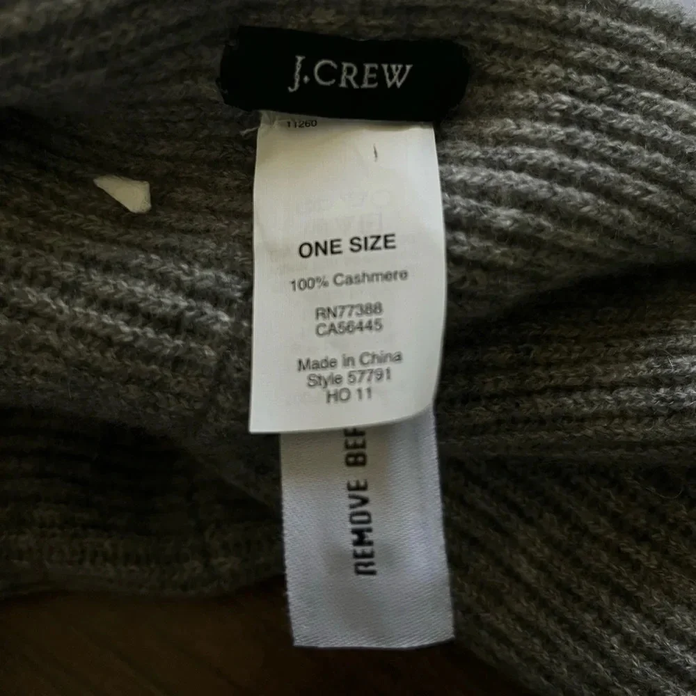 J.Crew 100% cashmere infinity scarf in gray